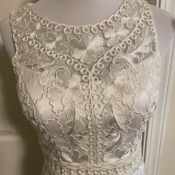 Beautiful white Sue Wong dress - Picture 2 of 13